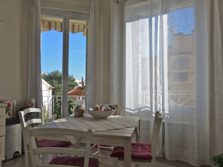 Sunny & Light - 2 Bedroom Apartment in Le Suquet