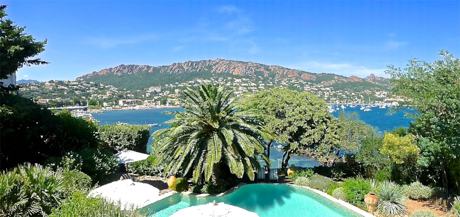 Seafront property on the Cote d'Azur